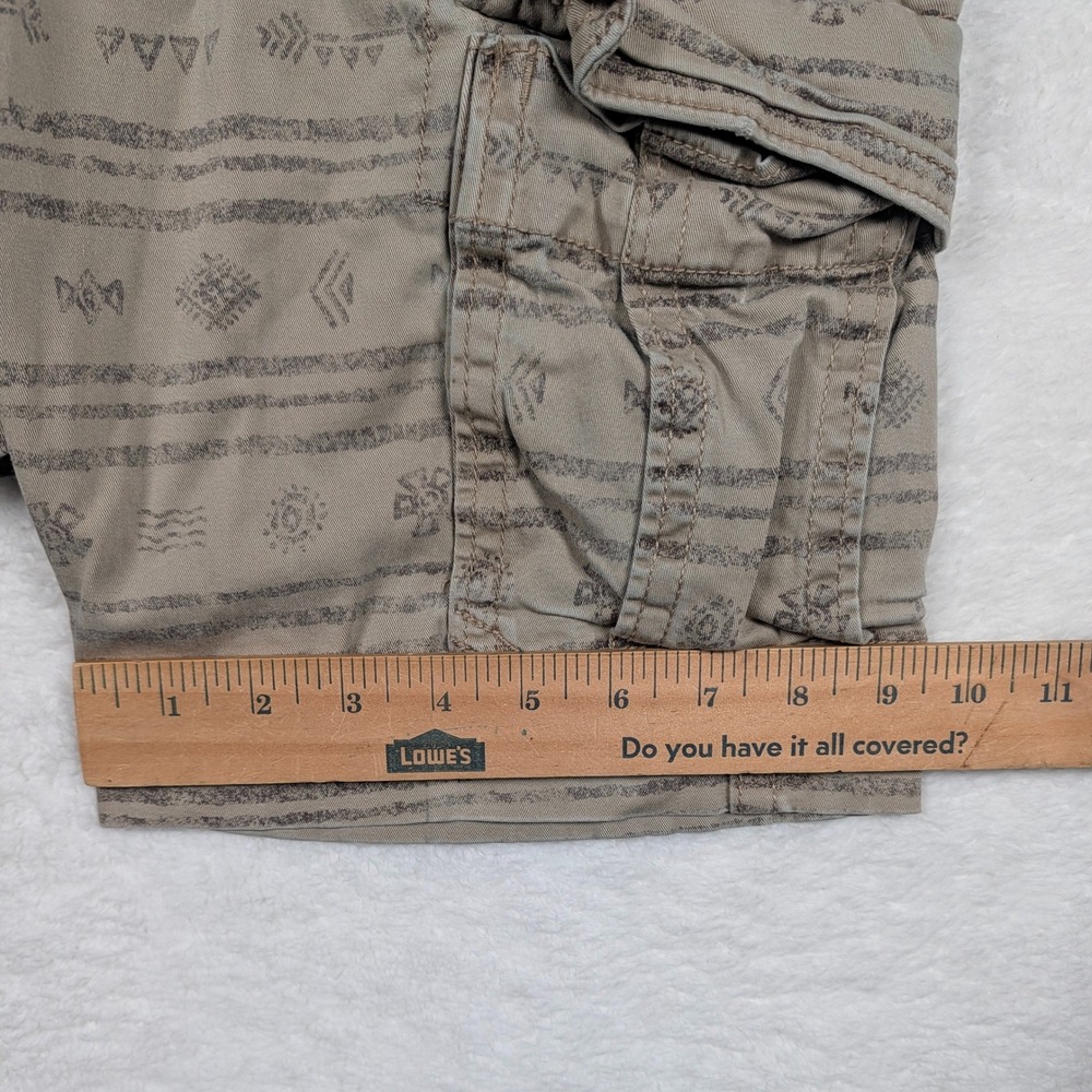 American Eagle Mens 30 Cargo Shorts Tan Tribal Geometric Aztec Active Flex - Picture 9 of 11